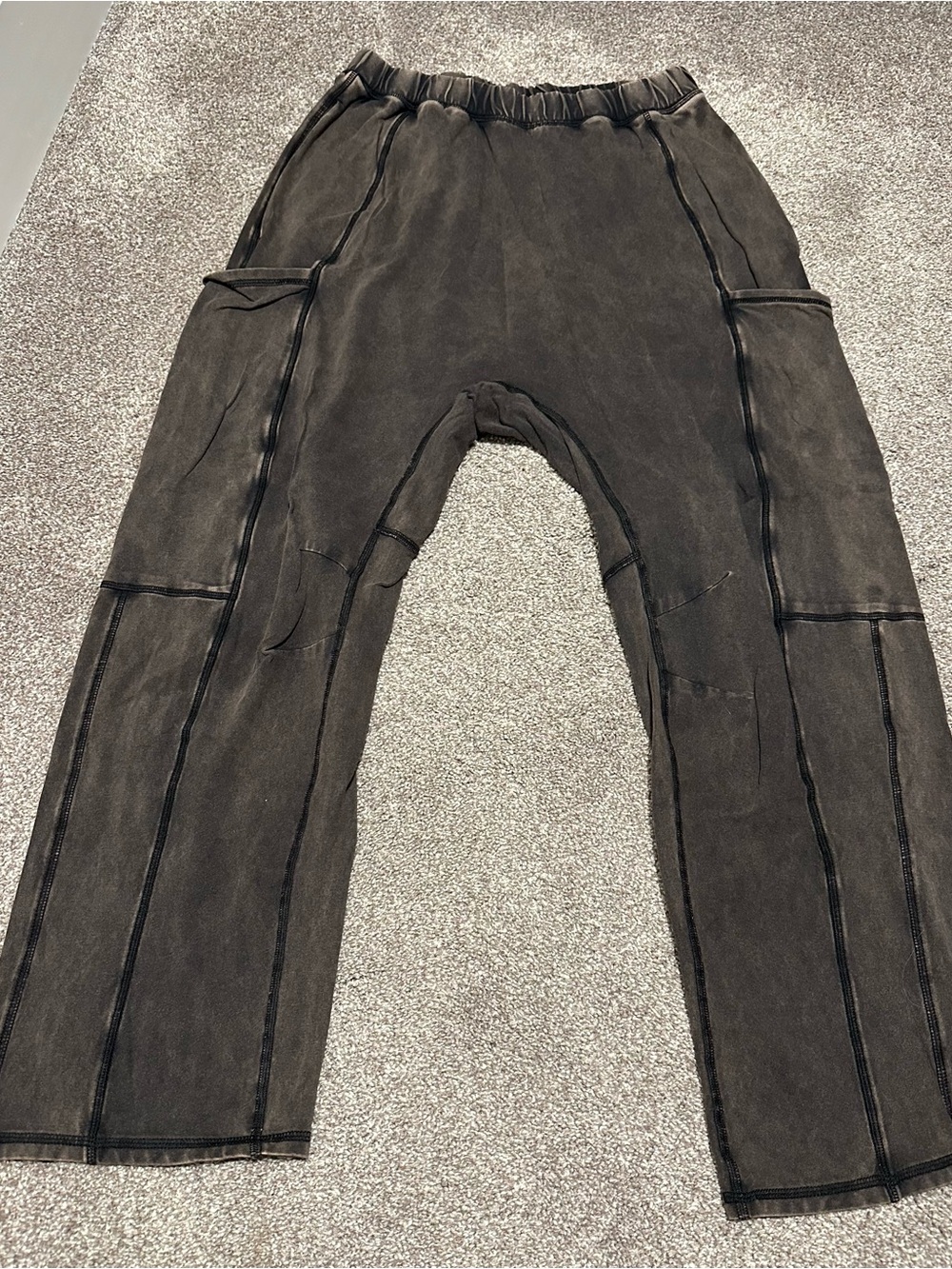 FP Movement by Free People Washed charcoal grey/black Hot Shot  Pants size M